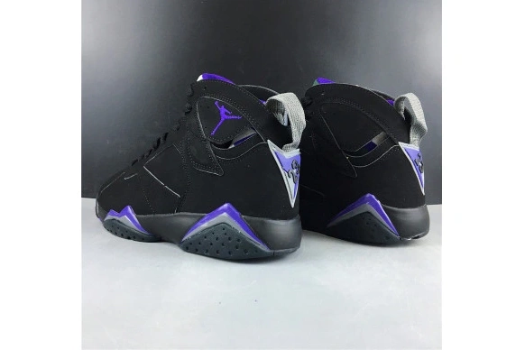 ALLEN RETRO 304775-053 BUCKS 7 JORDAN AIR RAY 304775-053 0722